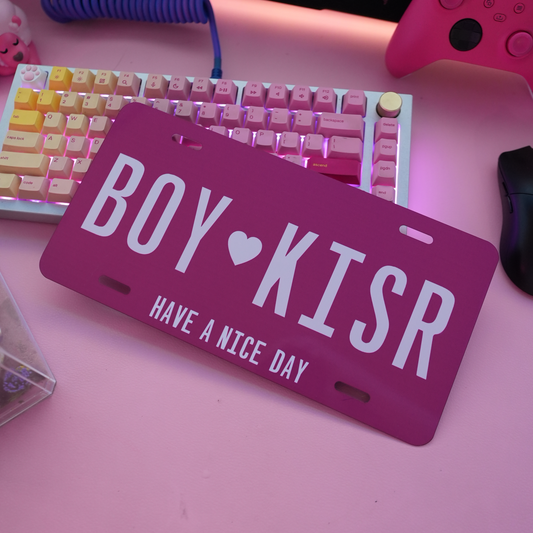 " BOY ‪‪❤︎‬ KISR " Metal CAR Vanity Plate PINK